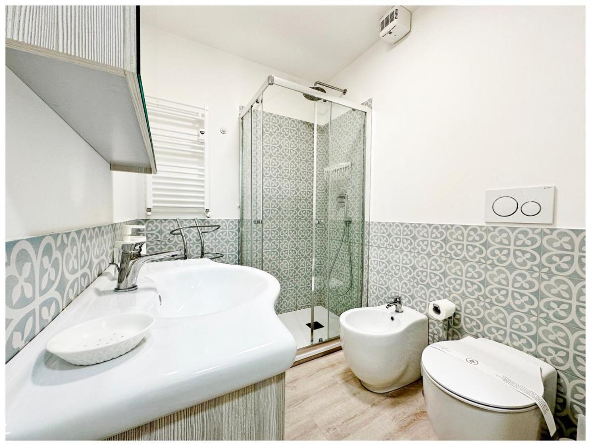 Real Italian Estate - Maps Apartment เจนัว ภายนอก รูปภาพ
