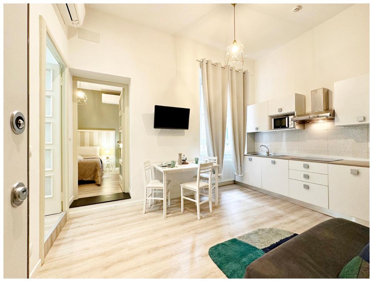 Real Italian Estate - Maps Apartment เจนัว ภายนอก รูปภาพ