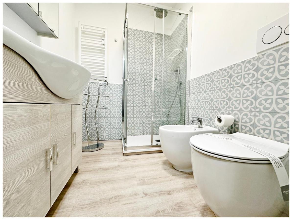 Real Italian Estate - Maps Apartment เจนัว ภายนอก รูปภาพ